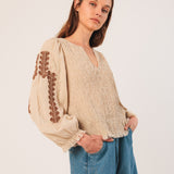 Indi & Cold Embroidered Blouse / Piedra