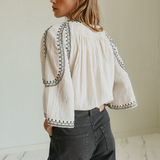 Indi & Cold Embroidered Smock Blouse / Ecru