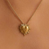 Agapee Amada Necklace