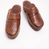 Bosabo Camille Clog / Embossed Antique Tan