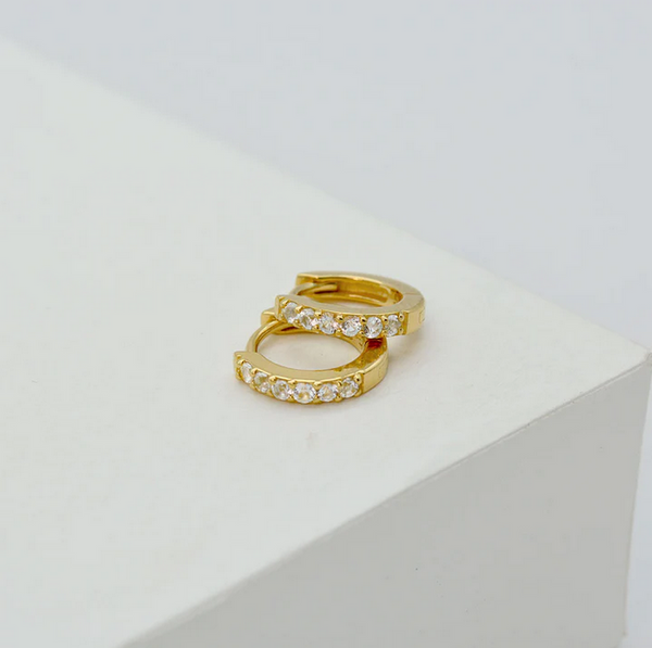 Alpha Huggie - White Topaz